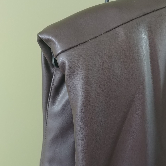 NWT "RD style" dress, size "L" 100% Polyurethine - Picture 8 of 12